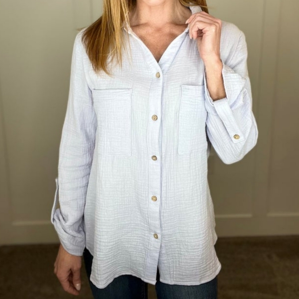 NWT New In 2X Cotton Button Up in Lavender Blue